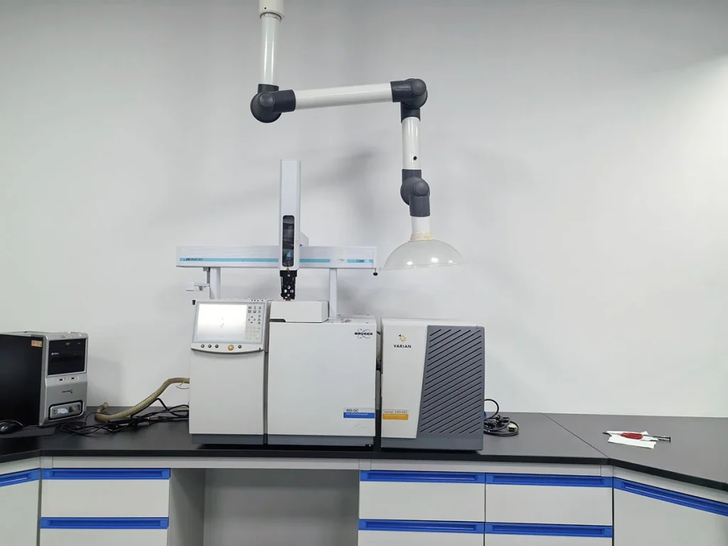 Bruker Varian GC-MS gas chromatography mass spectrometer for industrial UV adhesive chemical composition and volatile testing